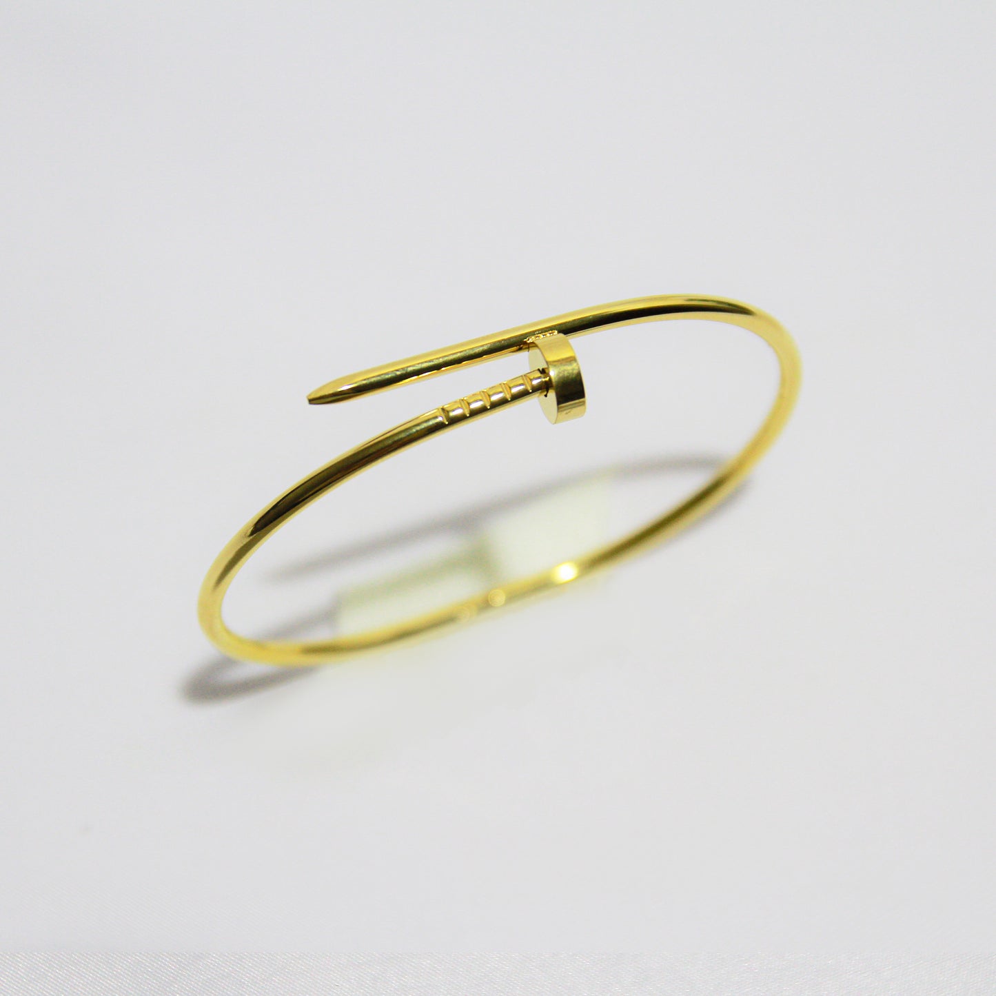 bracelet clou