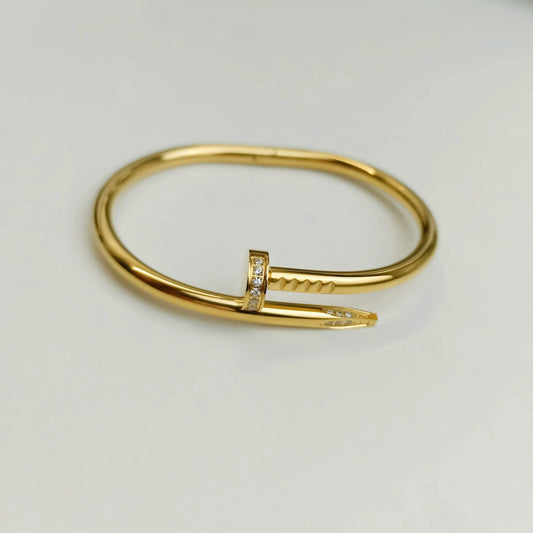 Bracelet clou strass