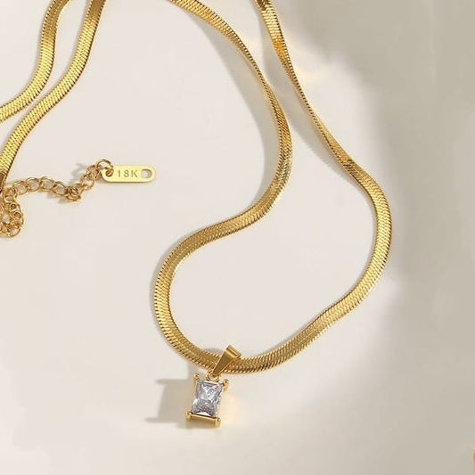 Collier Cobra
