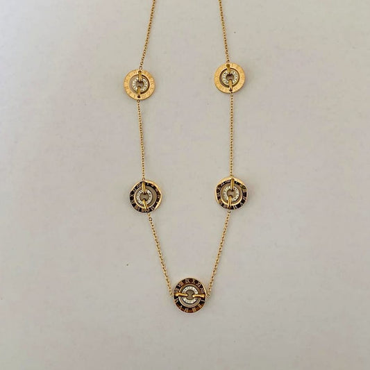 Collier chiffre romain